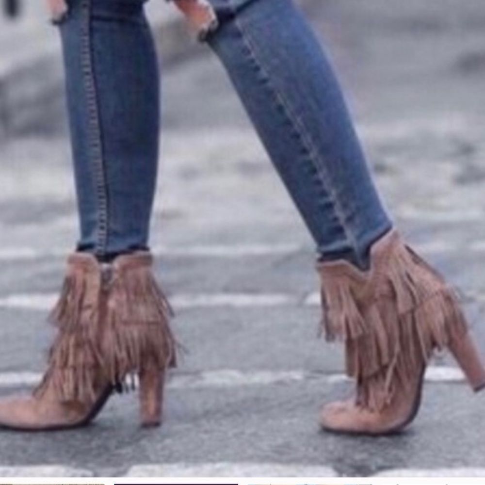 Women’s SAM EDELMAN Kaleb Taupe HEELED FRINGE Bootie Size 8 - Picture 2 of 9